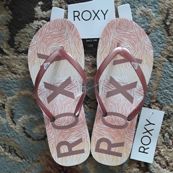 6x*Host Pick*Roxy adorable flip flop sandals - Picture 2 of 16
